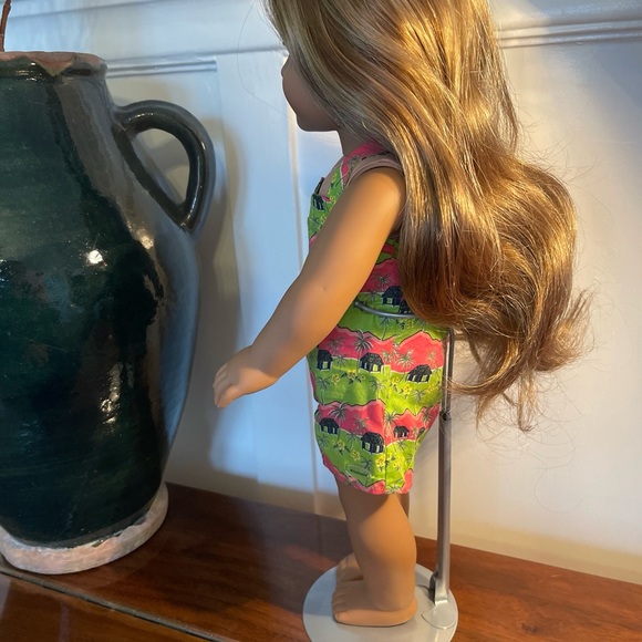 Retired Lea American Girl of Year 2016 - 18” Doll w Hawaiian Outfit - Picture 8 of 11